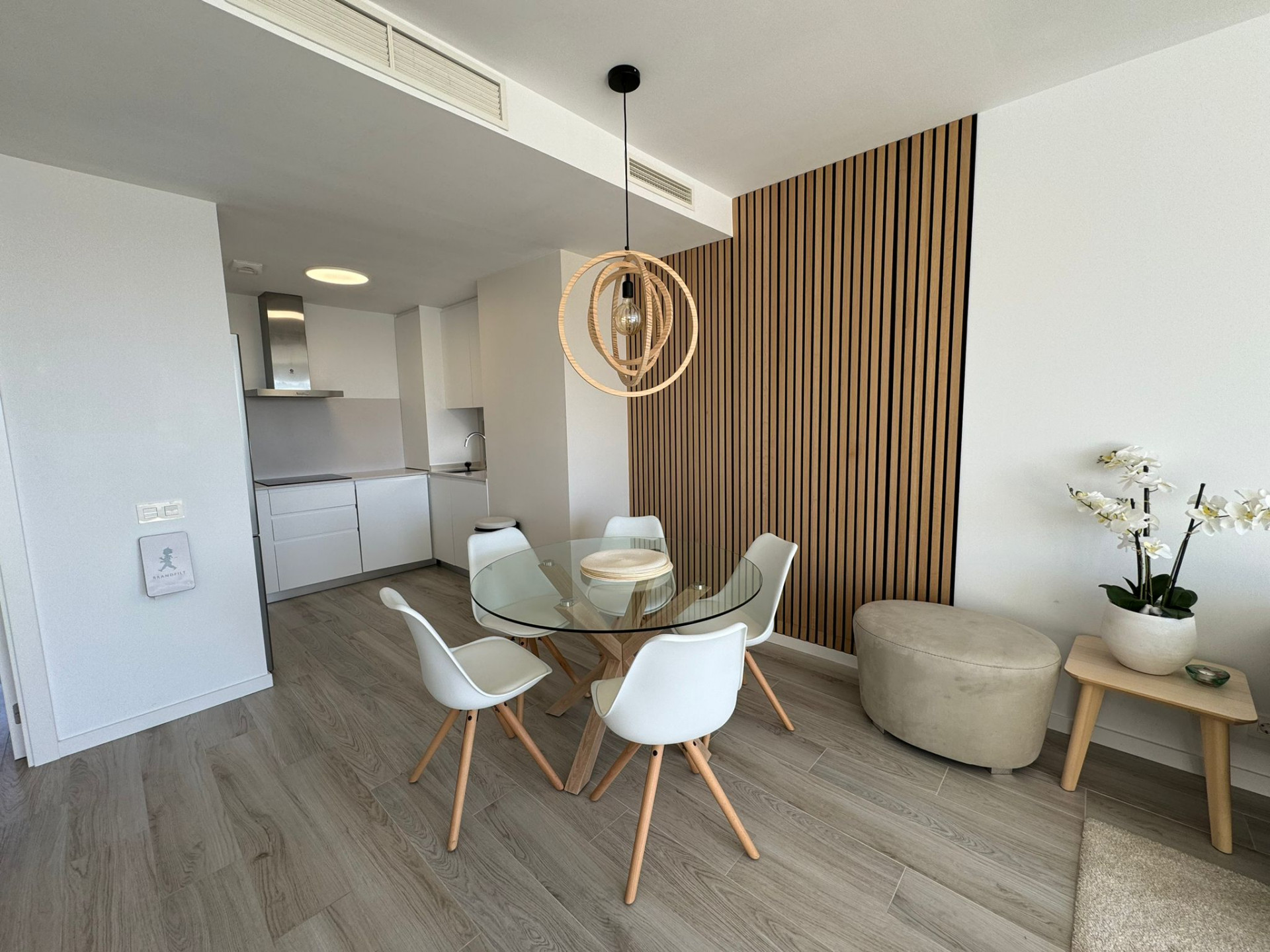Piso de 3 Dormitorios y 2 Baños en venta en Cancelada, Estepona