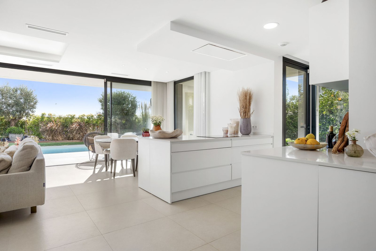 Casa de 3 Dormitorios y 2 Baños en venta en La Duquesa