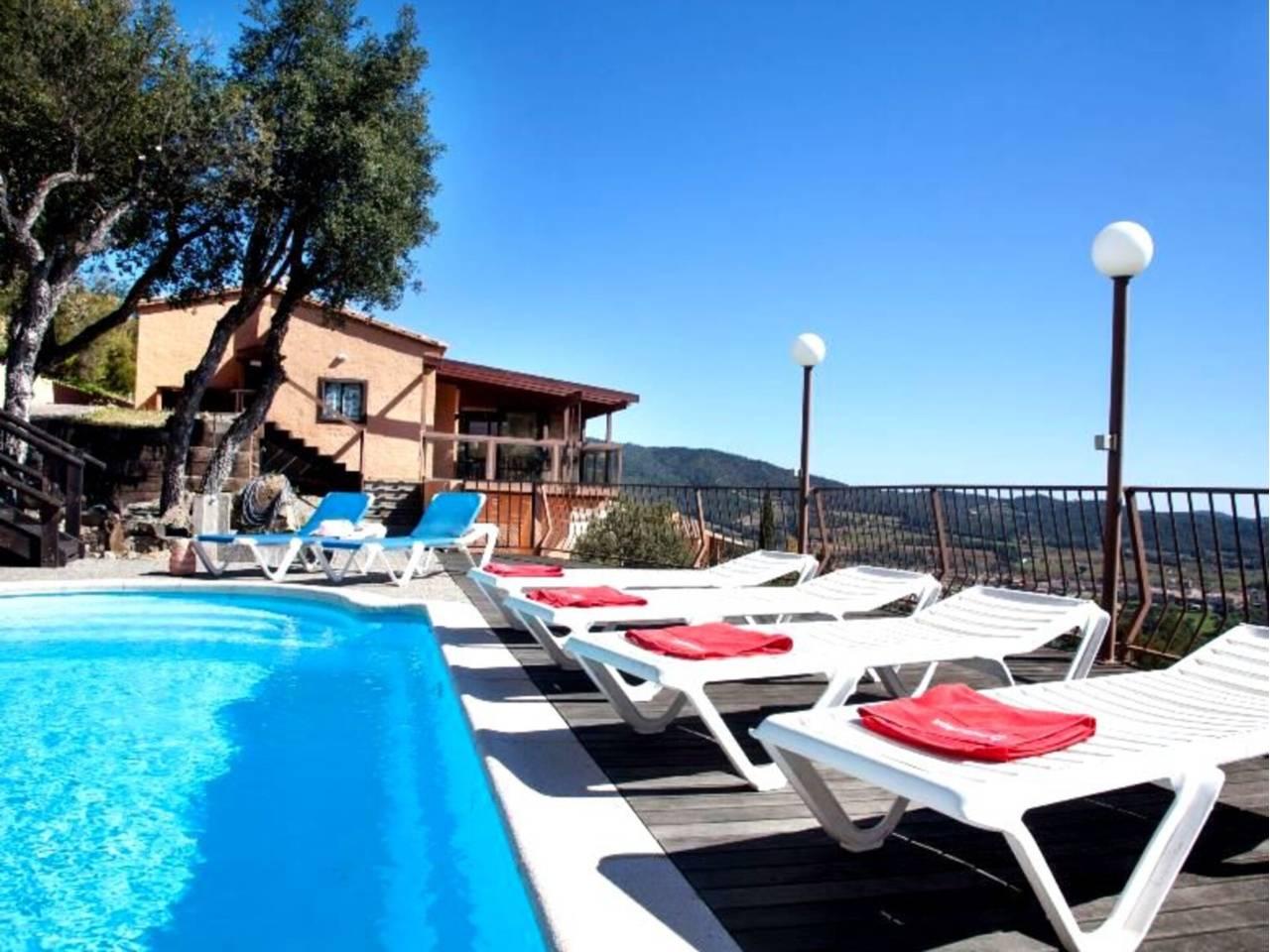 Casa Adosada de 3 Dormitorios y 2 Baños en venta en Calonge