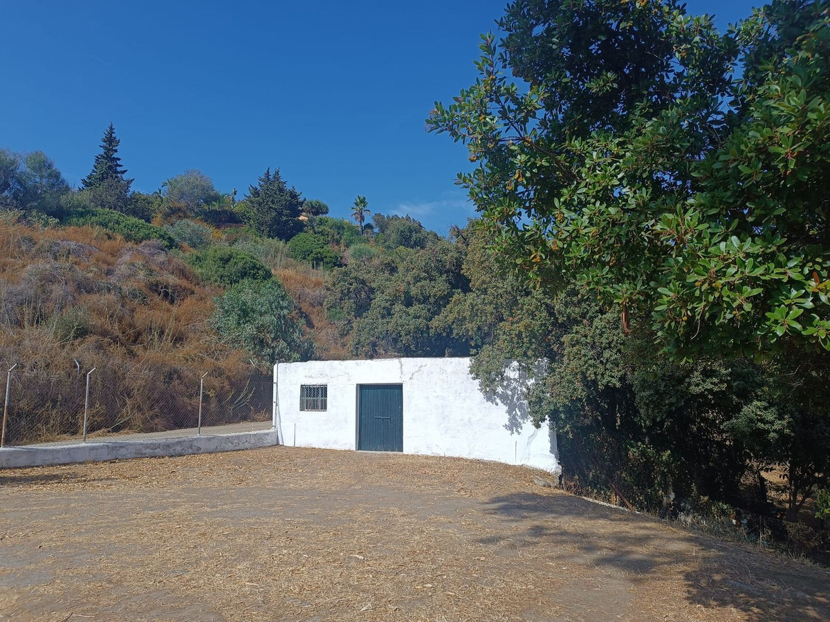 Finca de 1 Dormitorio en venta en Estepona