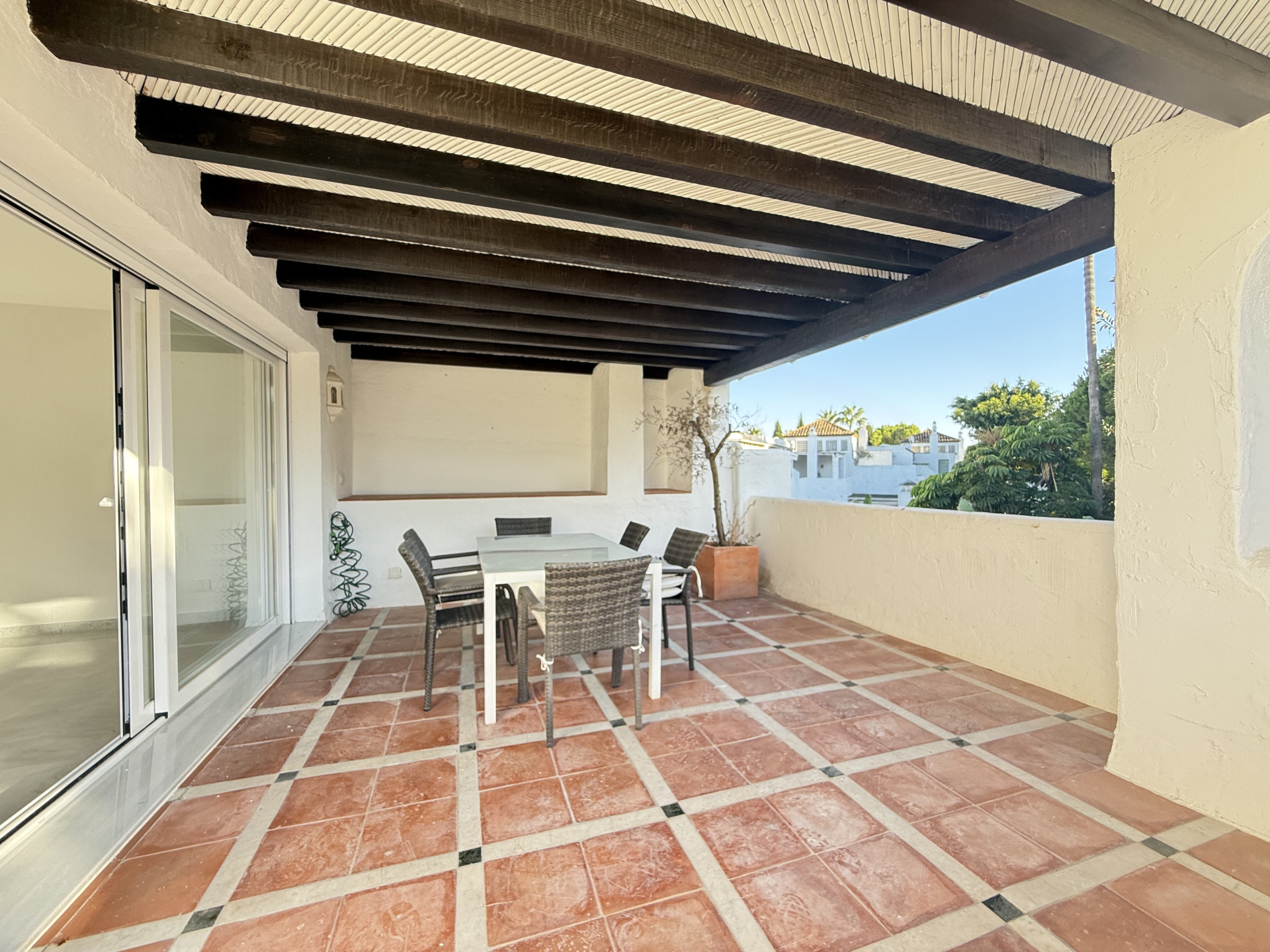 Ático de 3 Dormitorios y 2 Baños en venta en Guadalmina Baja, San Pedro de Alcántara