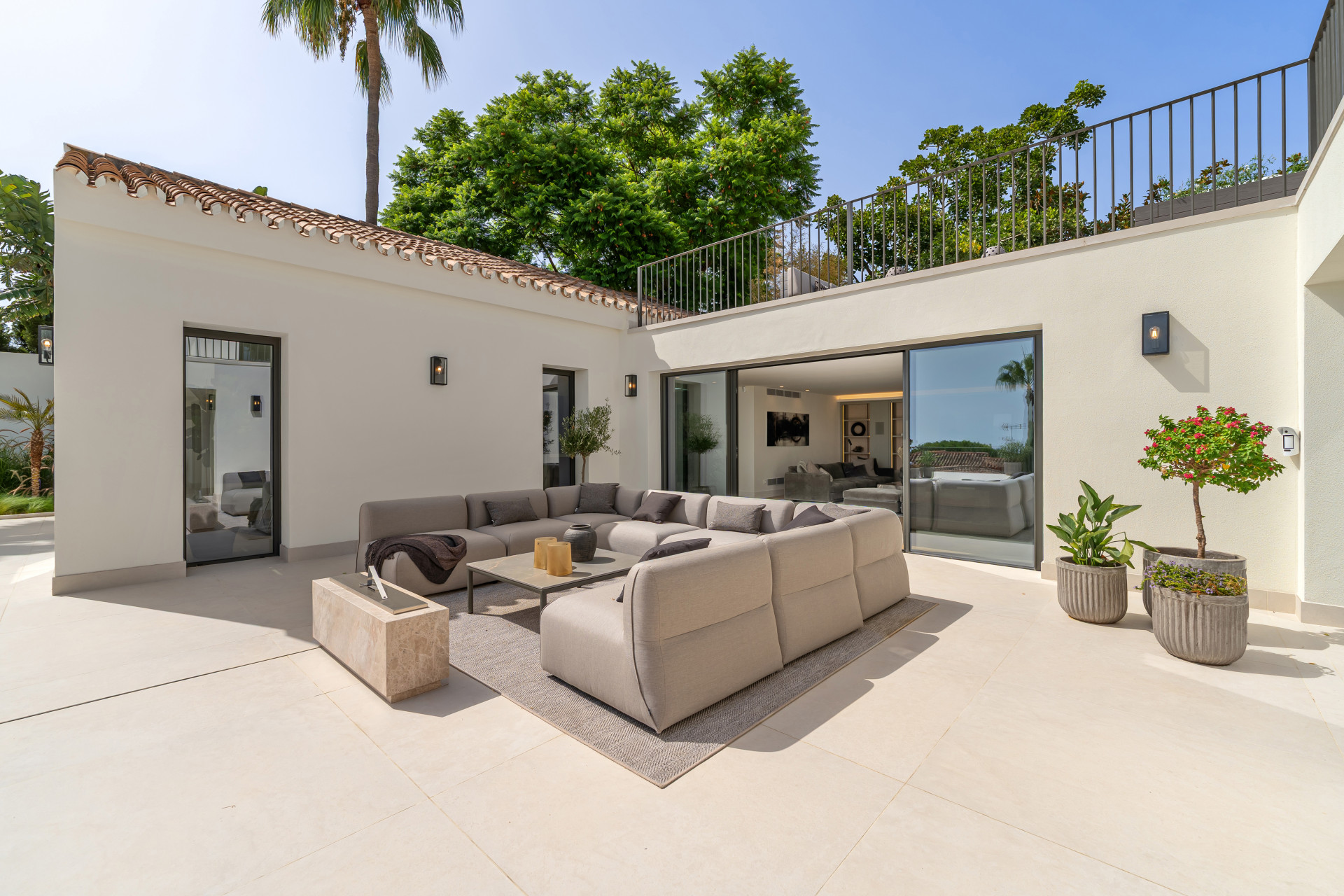 6 спални - Вила за продажба в Marbella Golden Mile