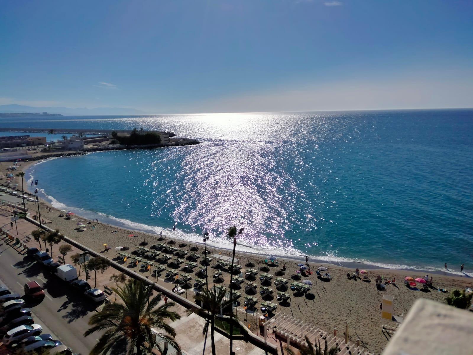 Ático de 3 Dormitorios y 2 Baños en venta en Puerto Deportivo, Fuengirola
