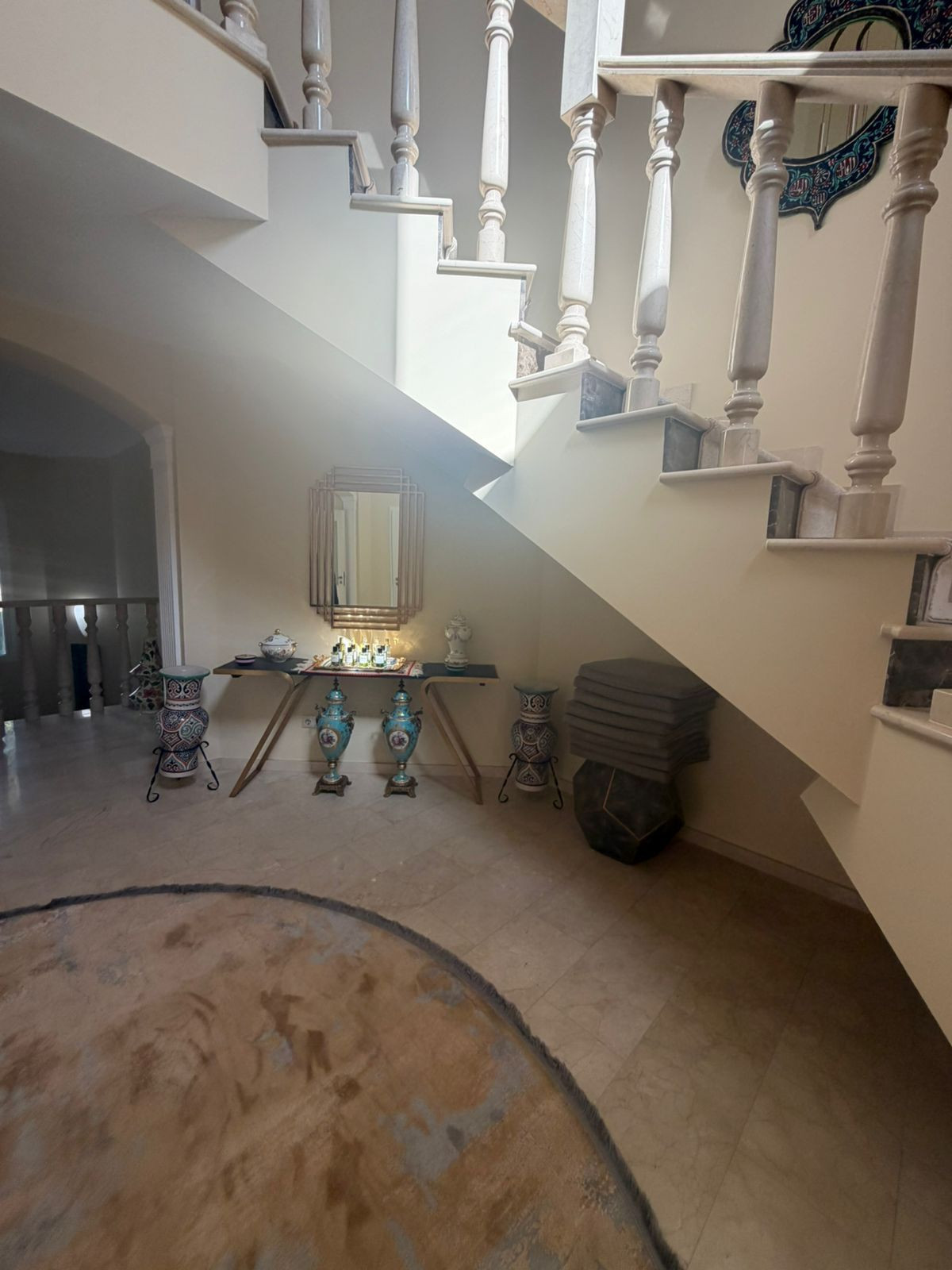 5 Bed - Villa for Sale in Estepona
