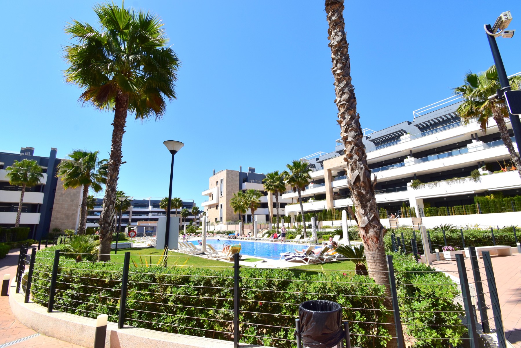 Piso de 2 Dormitorios y 1 Baño en venta en Orihuela Costa