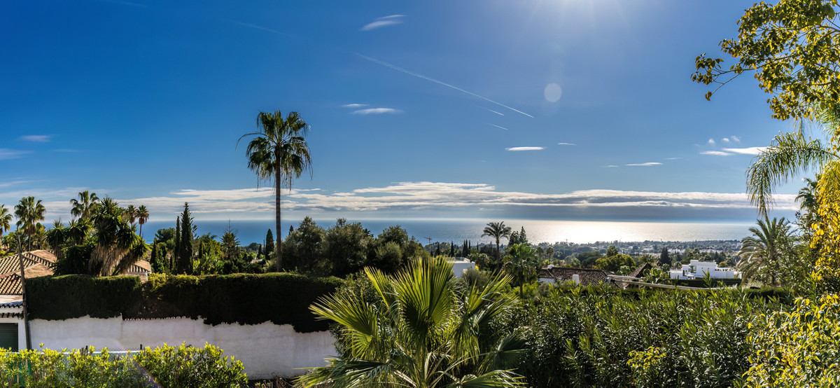 Casa de 7 Dormitorios y 6 Baños en alquiler en Sierra Blanca, Marbella