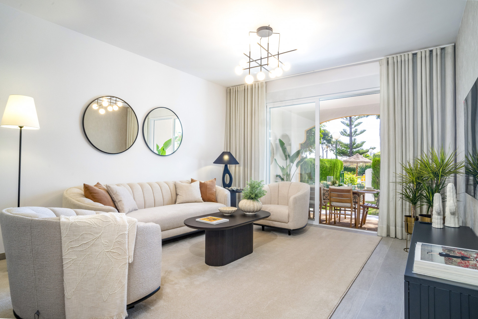Piso de 3 Dormitorios en venta en Nueva Andalucía, Marbella