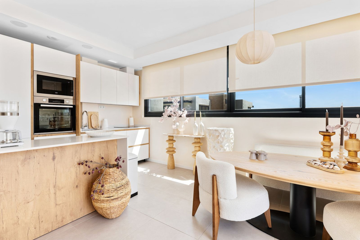 Ático de 2 Dormitorios en venta en Estepona