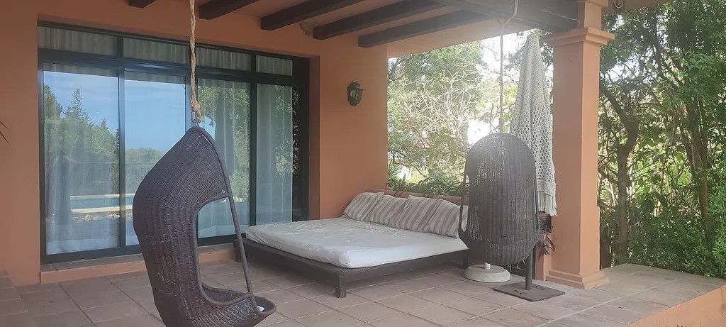 Casa de 4 Dormitorios y 3 Baños en venta en Calahonda, Mijas