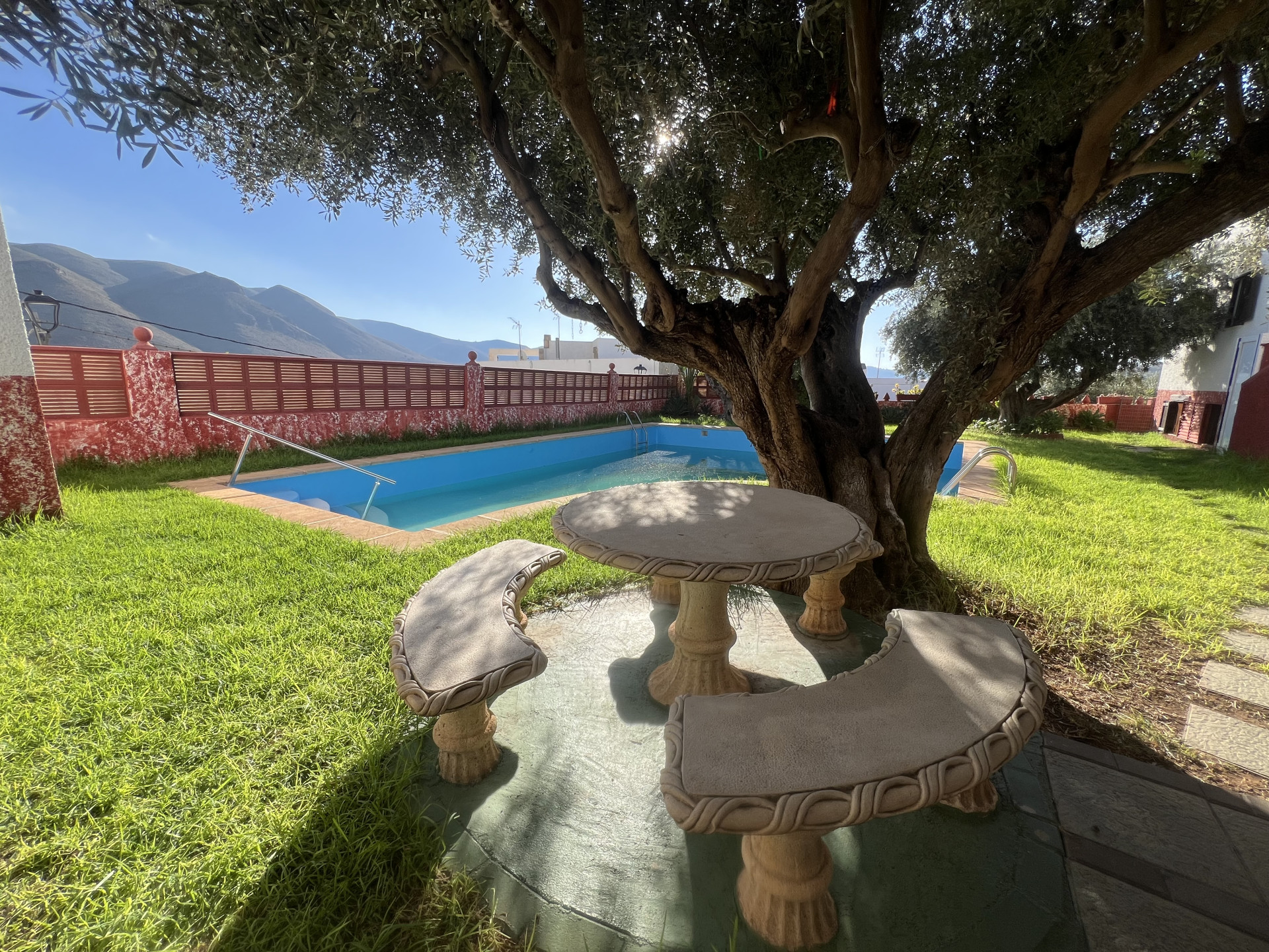 Casa de 6 Dormitorios en venta en Enix