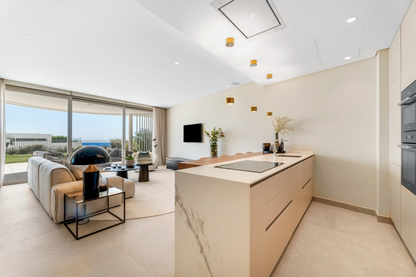 2 спални, 2 бани - Апартамент за продажба в Benahavis