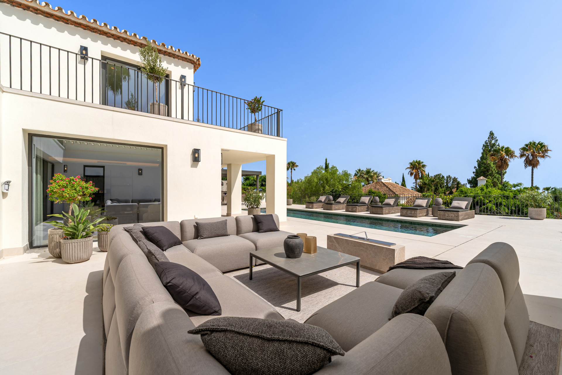 6 спални - Вила за продажба в Marbella Golden Mile