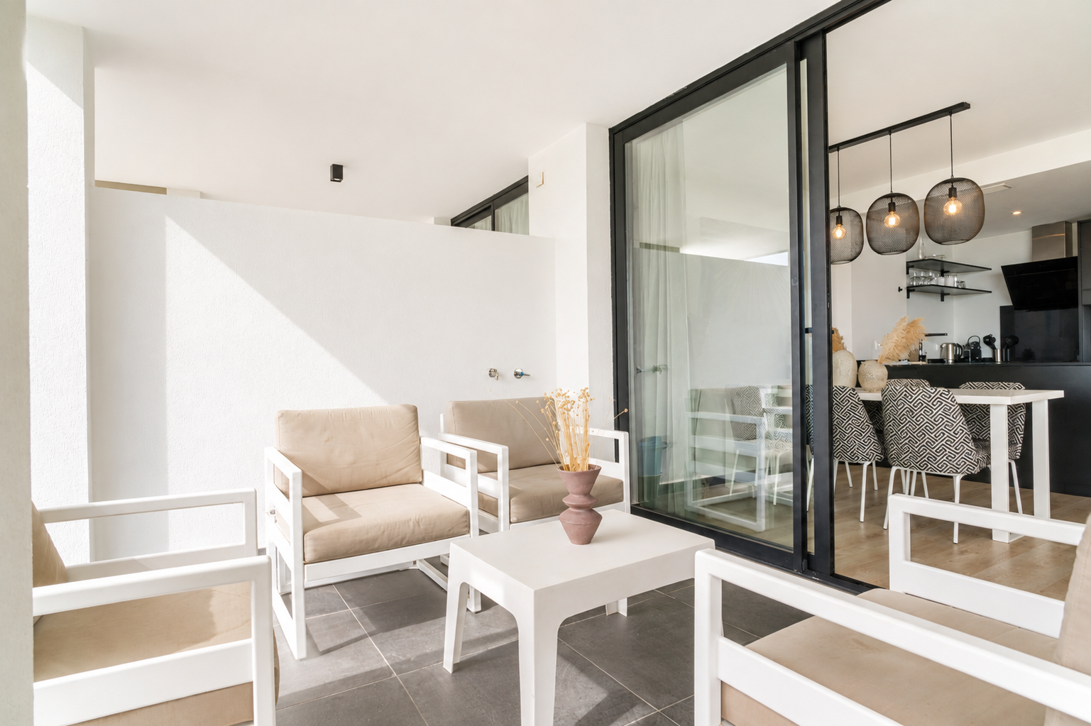 Piso de 3 Dormitorios y 2 Baños en venta en Mijas