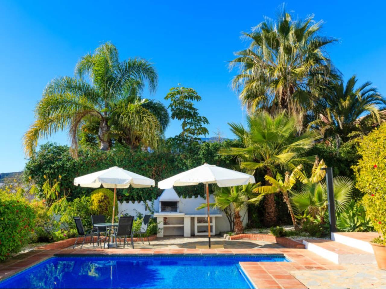 3 Bed - Townhouse for Sale in La Alqueria, Estepona