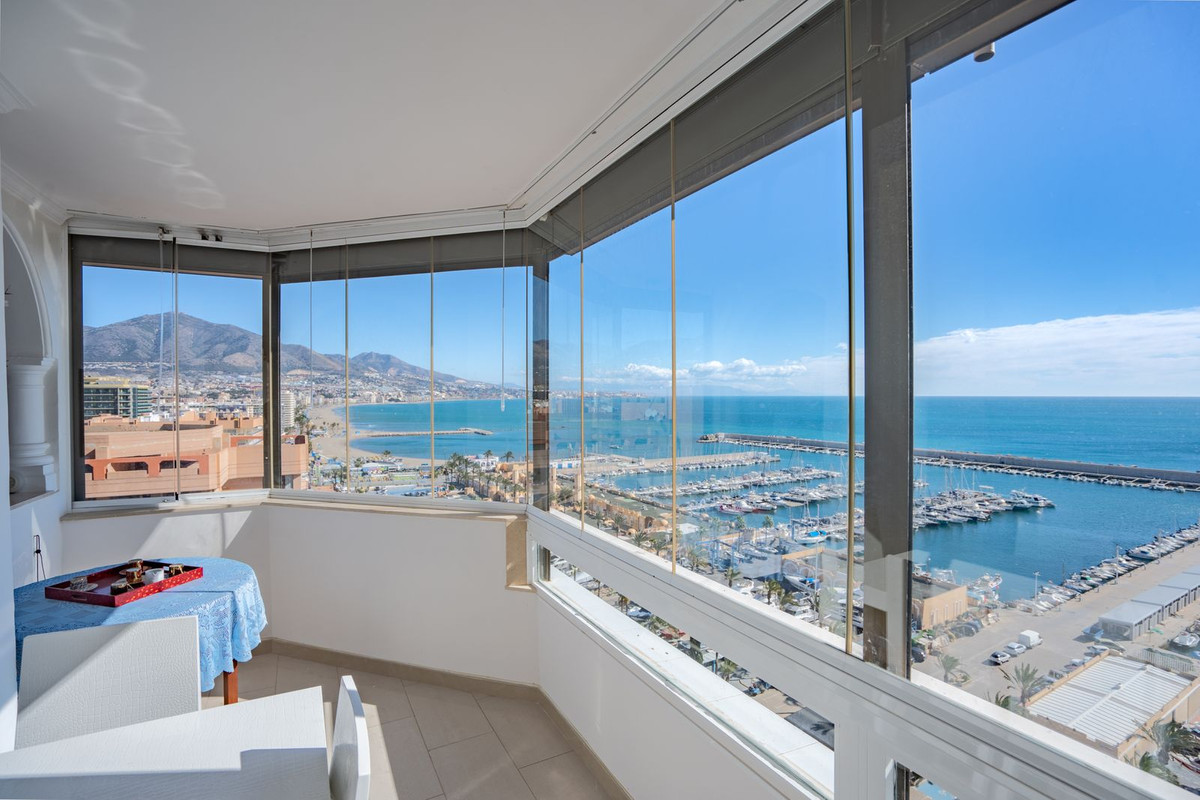 Piso de 2 Dormitorios y 2 Baños en venta en Fuengirola