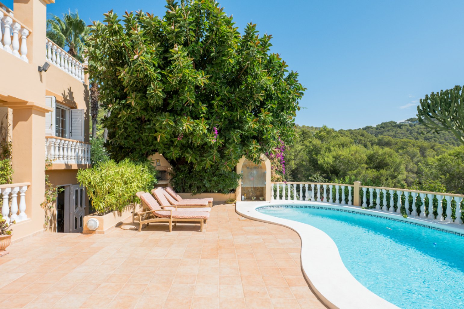 Casa de 3 Dormitorios y 3 Baños en venta en Santa Eulària des Riu