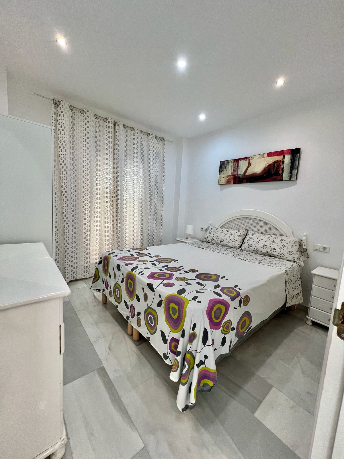 Piso de 2 Dormitorios y 2 Baños en venta en Puerto Banús, Marbella