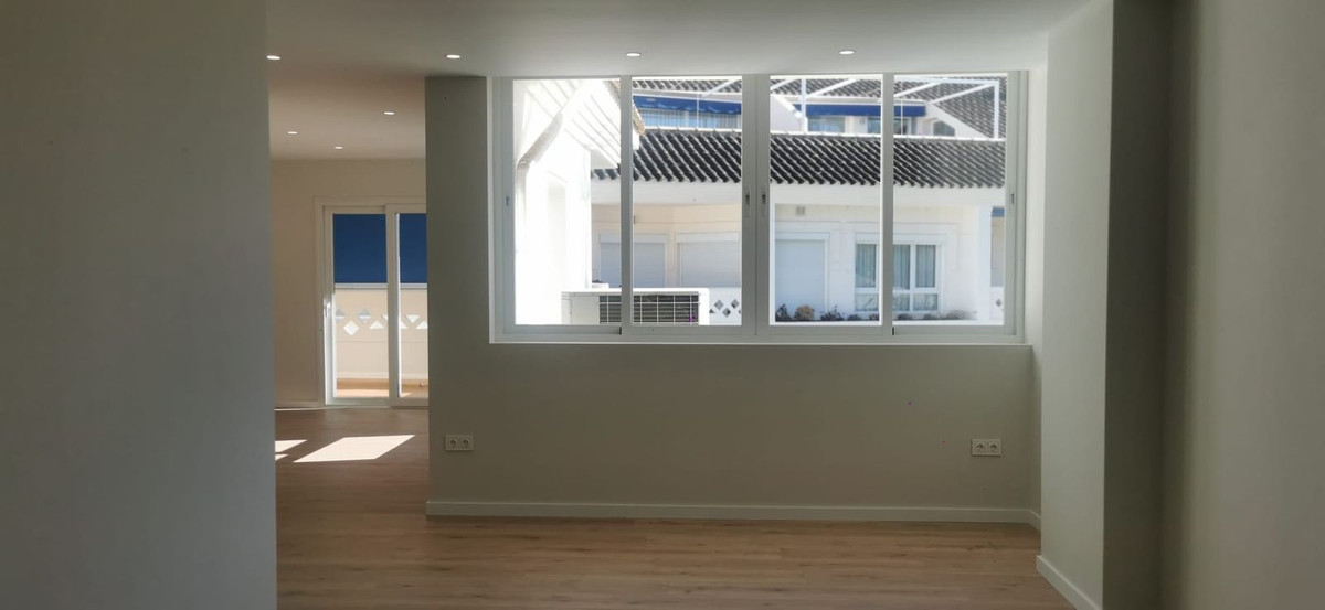Ático de 4 Dormitorios en venta en San Pedro de Alcántara