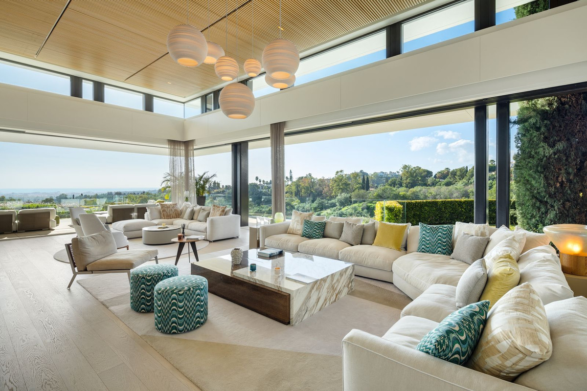 Casa de 6 Dormitorios y 6 Baños en venta en La Quinta, Benahavís