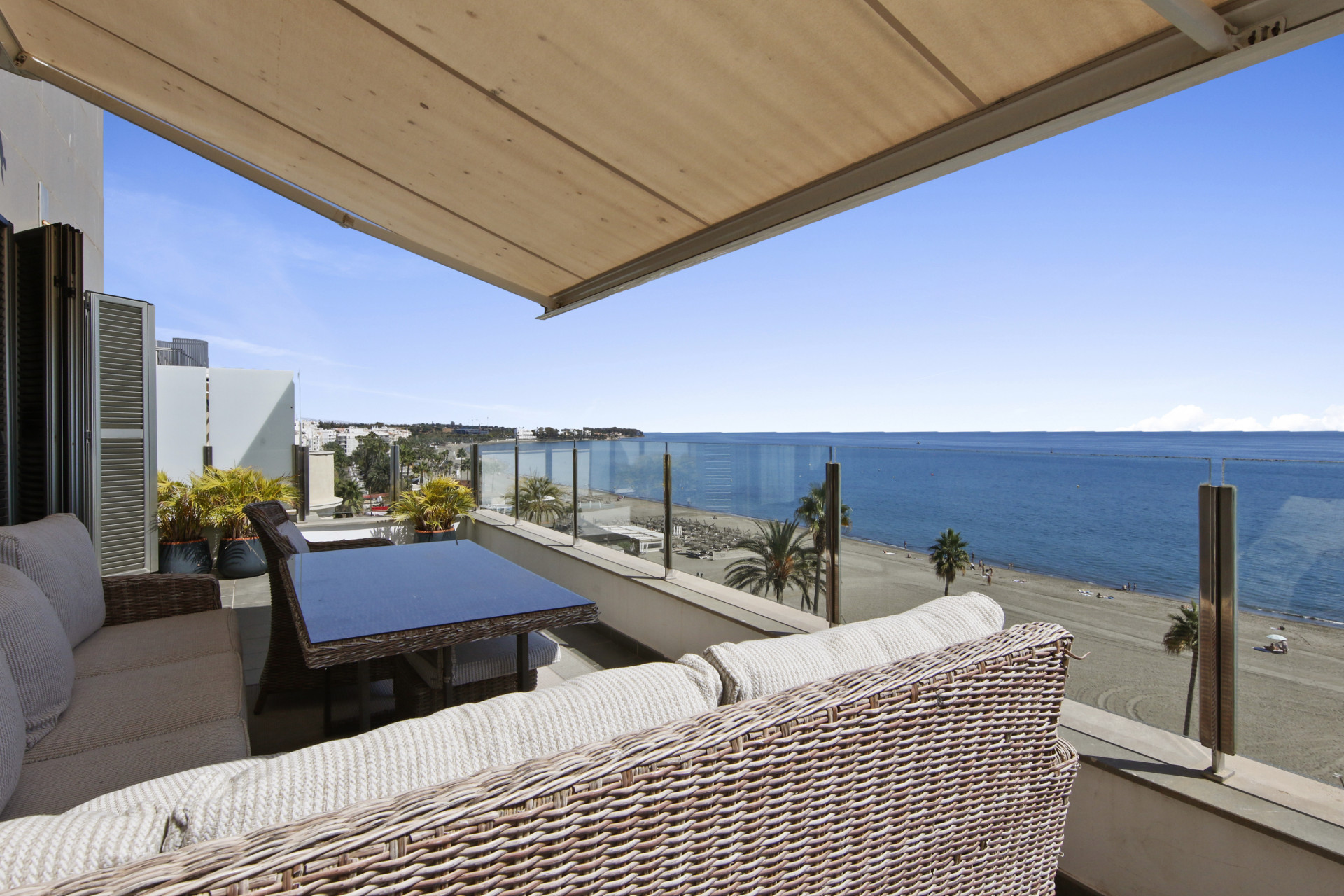3 кровать Пентхаус для продажи в La Alqueria, Estepona
