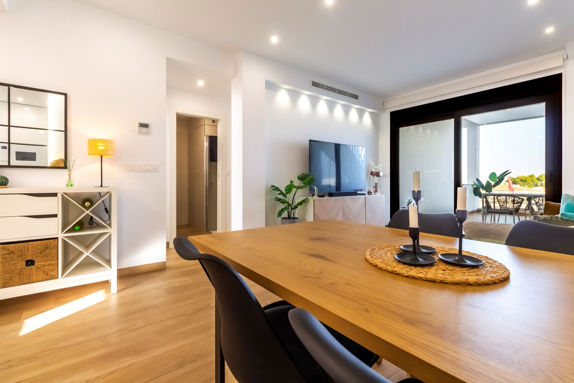 Piso de 2 Dormitorios y 2 Baños en venta en Orihuela Costa
