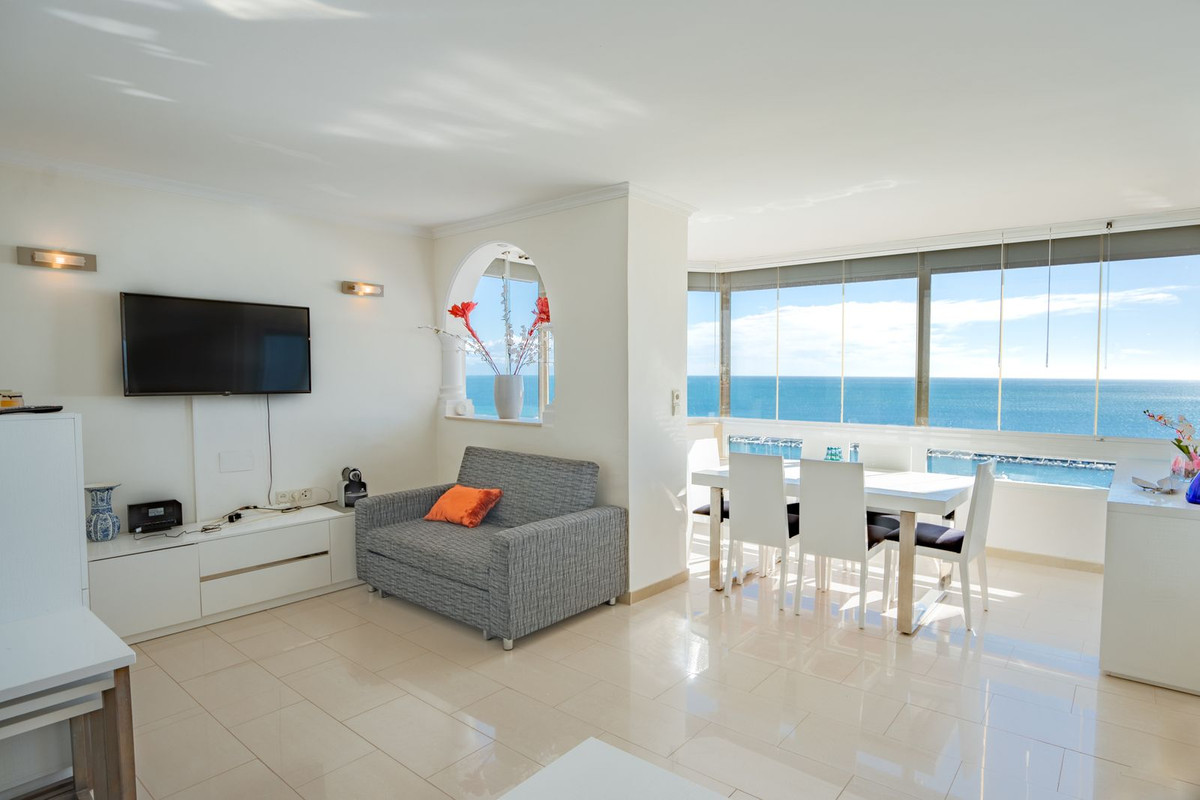 Piso de 2 Dormitorios y 2 Baños en venta en Fuengirola