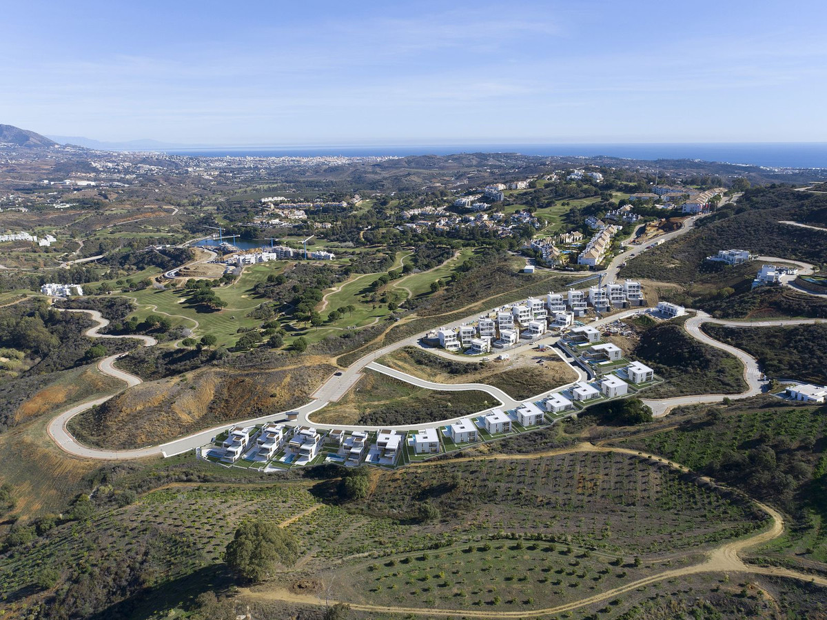 Casa de 4 Dormitorios en venta en La Cala Golf, Mijas