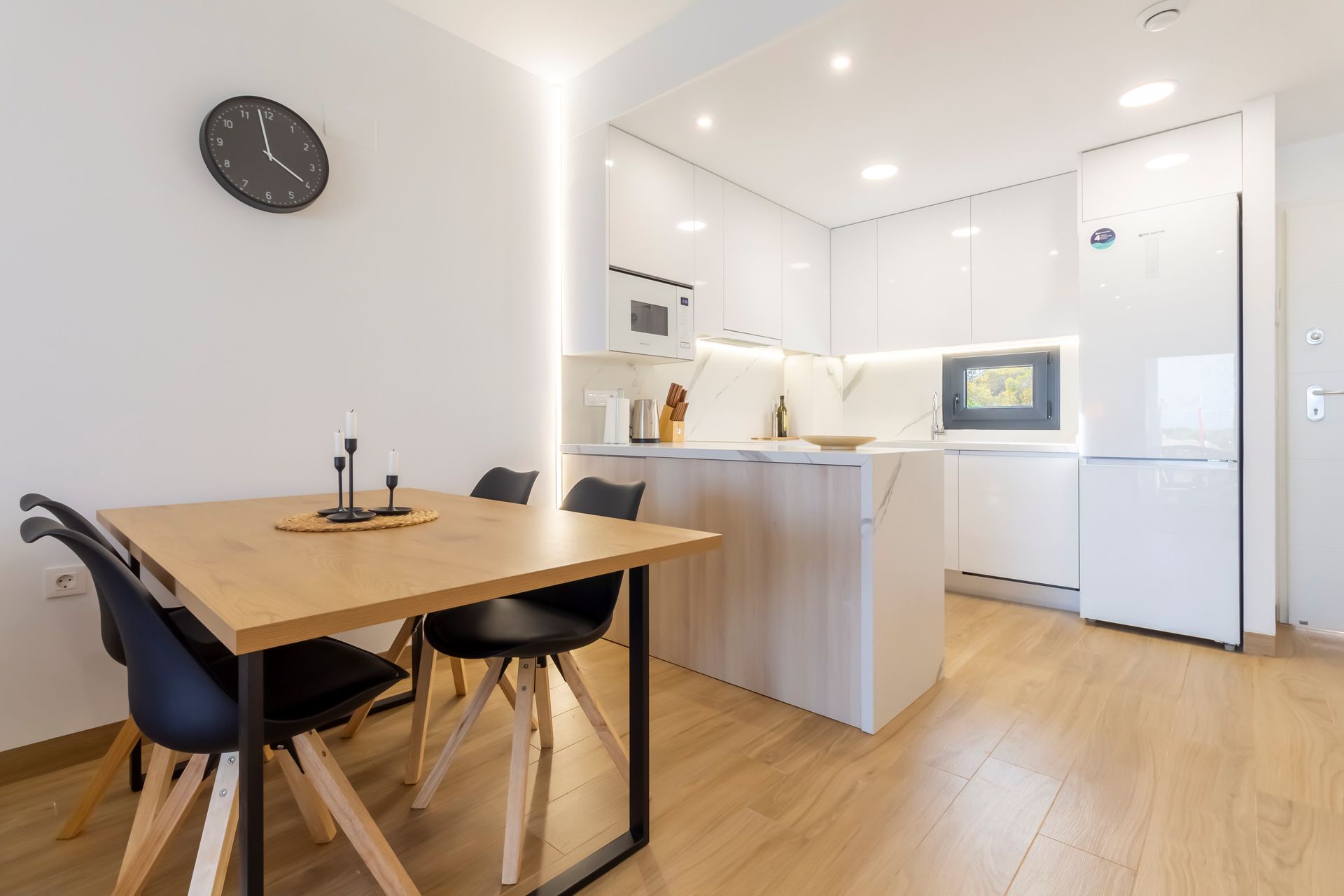 Piso de 2 Dormitorios y 2 Baños en venta en Orihuela Costa