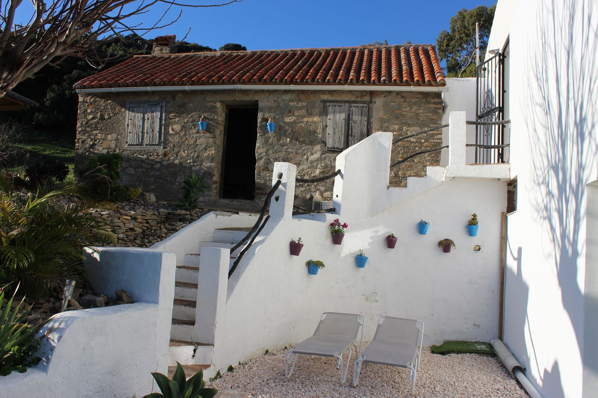 Finca de 4 Dormitorios en venta en Casares