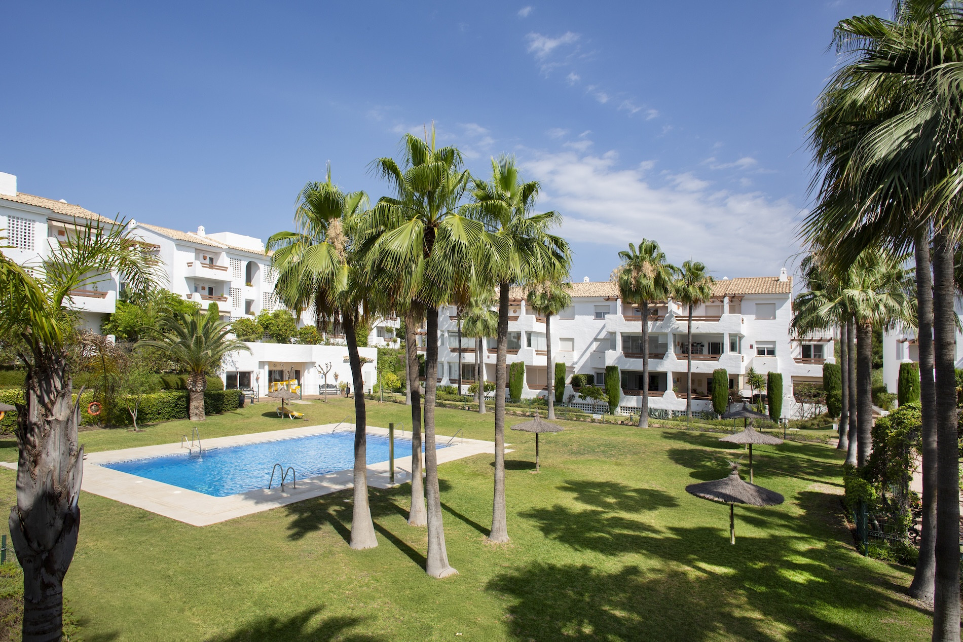 Piso de 2 Dormitorios y 2 Baños en venta en Estepona