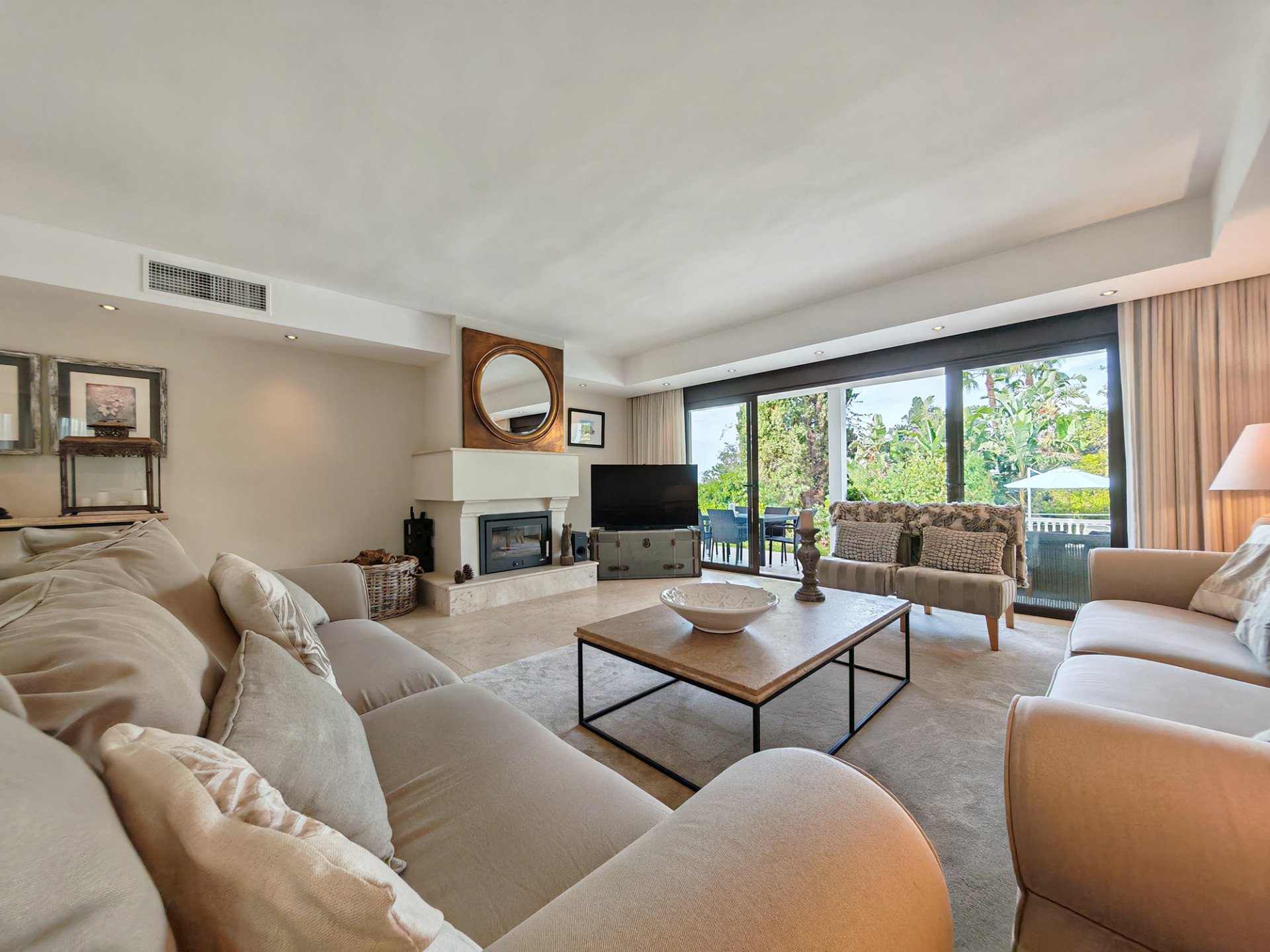 Casa de 3 Dormitorios en venta en La Cala de Mijas