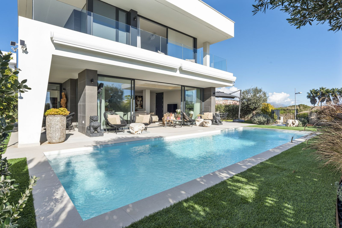 Casa de 3 Dormitorios y 2 Baños en venta en La Duquesa