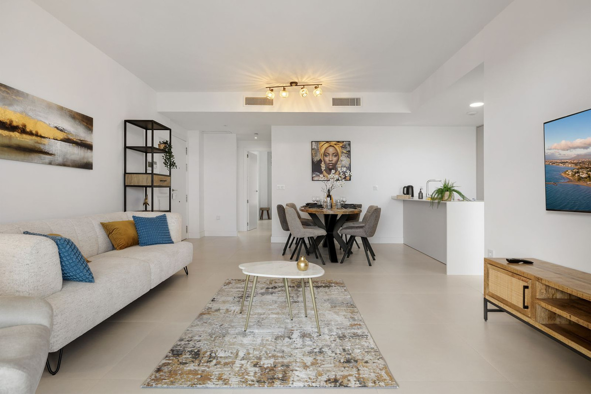 Piso de 3 Dormitorios y 2 Baños en venta en Fuengirola