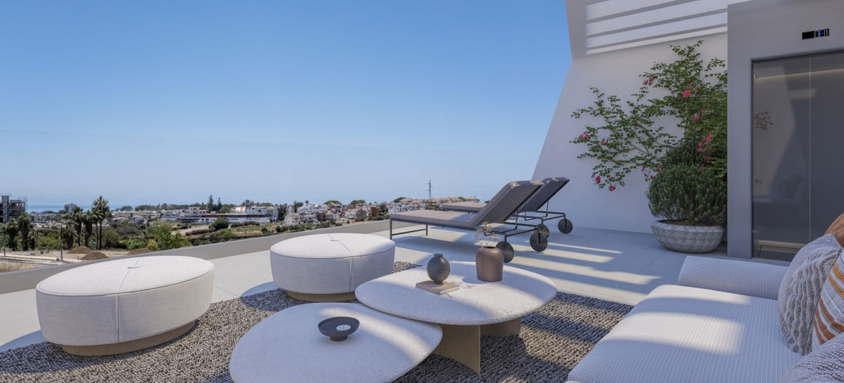 Casa Adosada de 3 Dormitorios y 4 Baños en venta en Los Flamingos, Benahavís