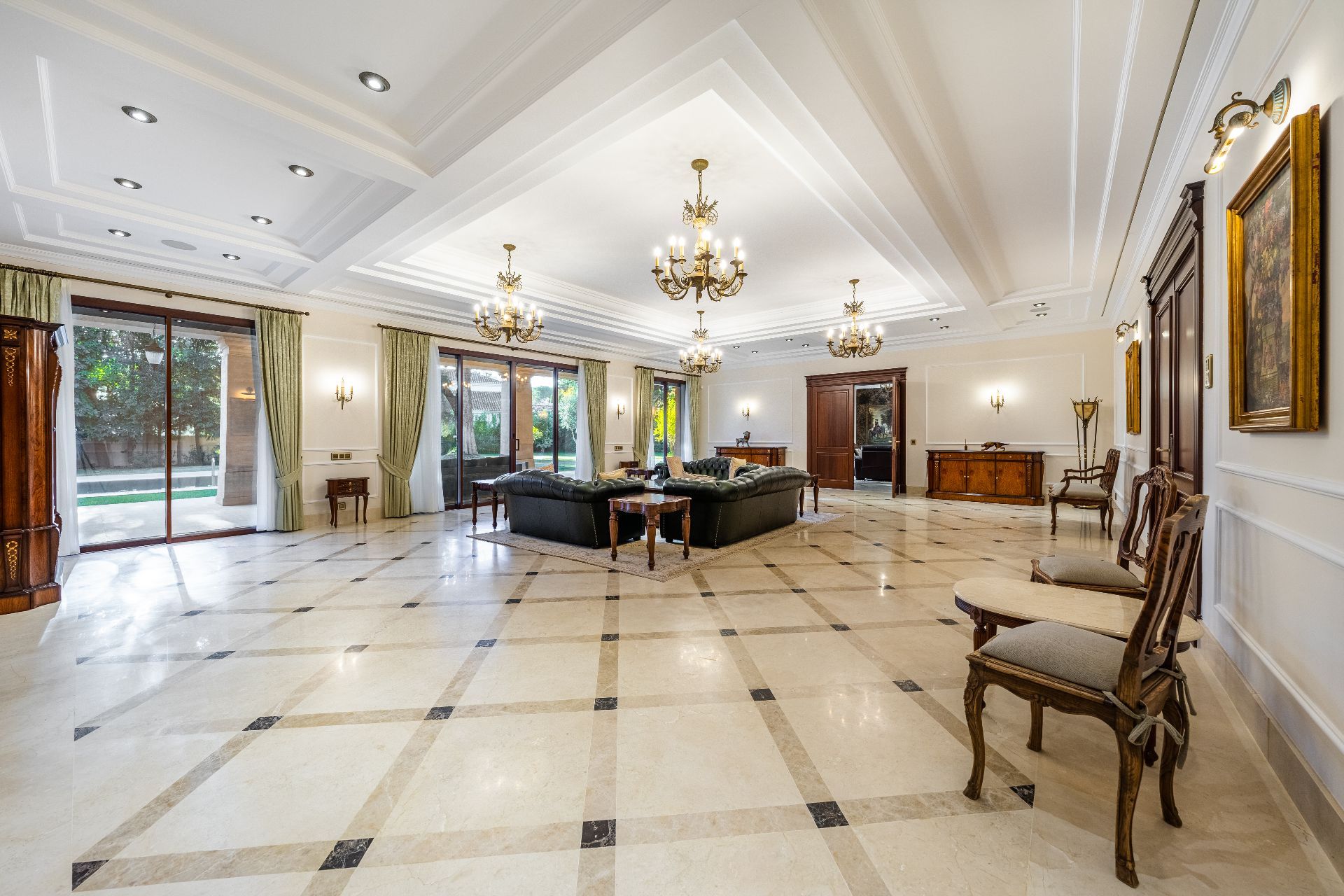 Casa de 6 Dormitorios en venta en San Pedro de Alcántara