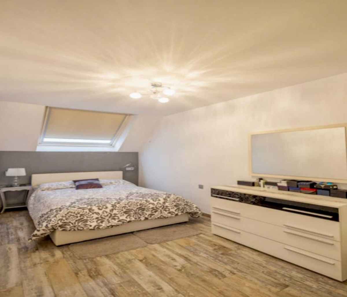 Casa Adosada de 4 Dormitorios y 3 Baños en venta en Estepona