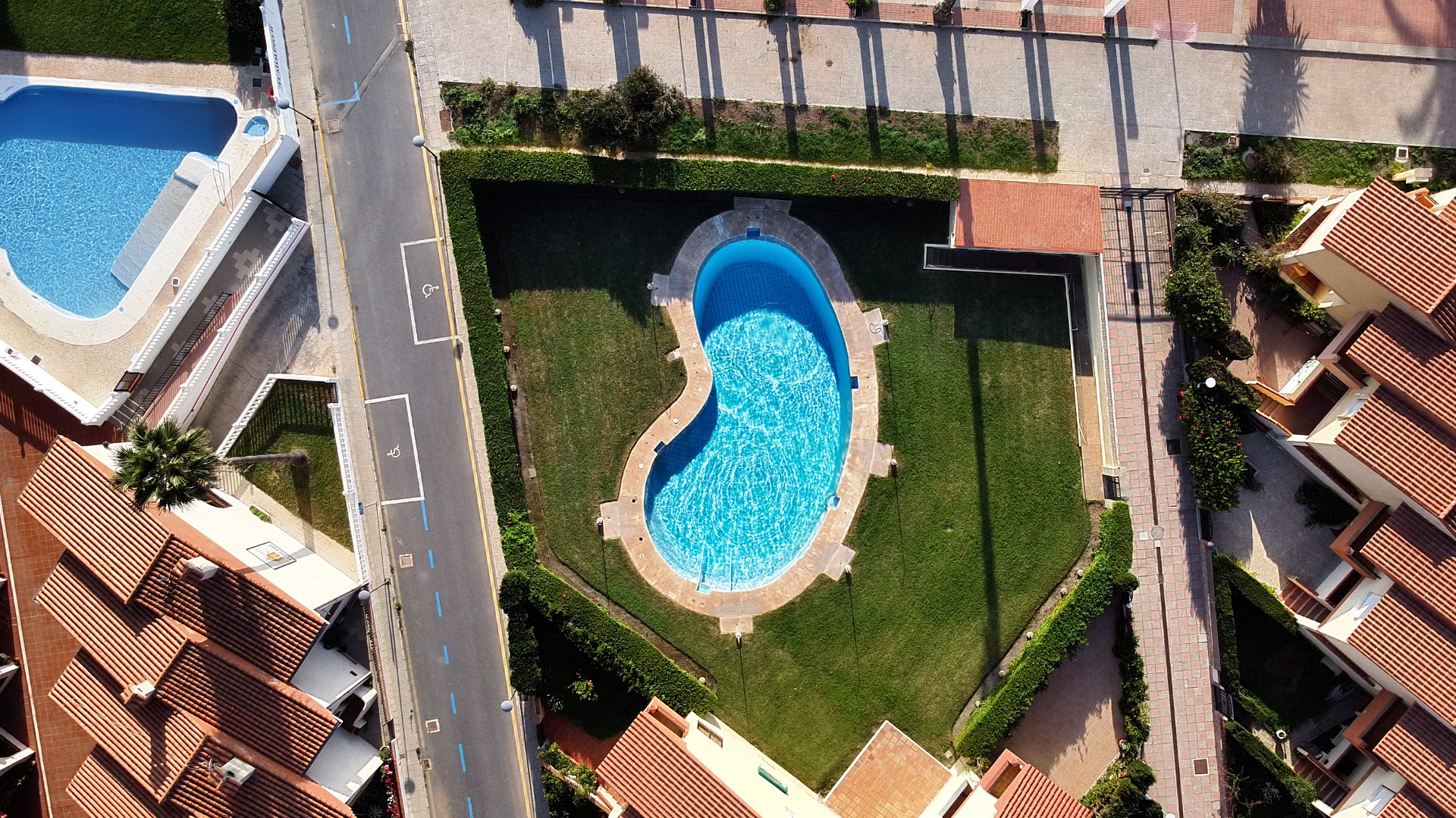 Casa Adosada de 3 Dormitorios y 2 Baños en venta en Salobreña
