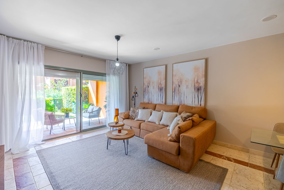 Piso de 3 Dormitorios y 3 Baños en venta en Benahavís