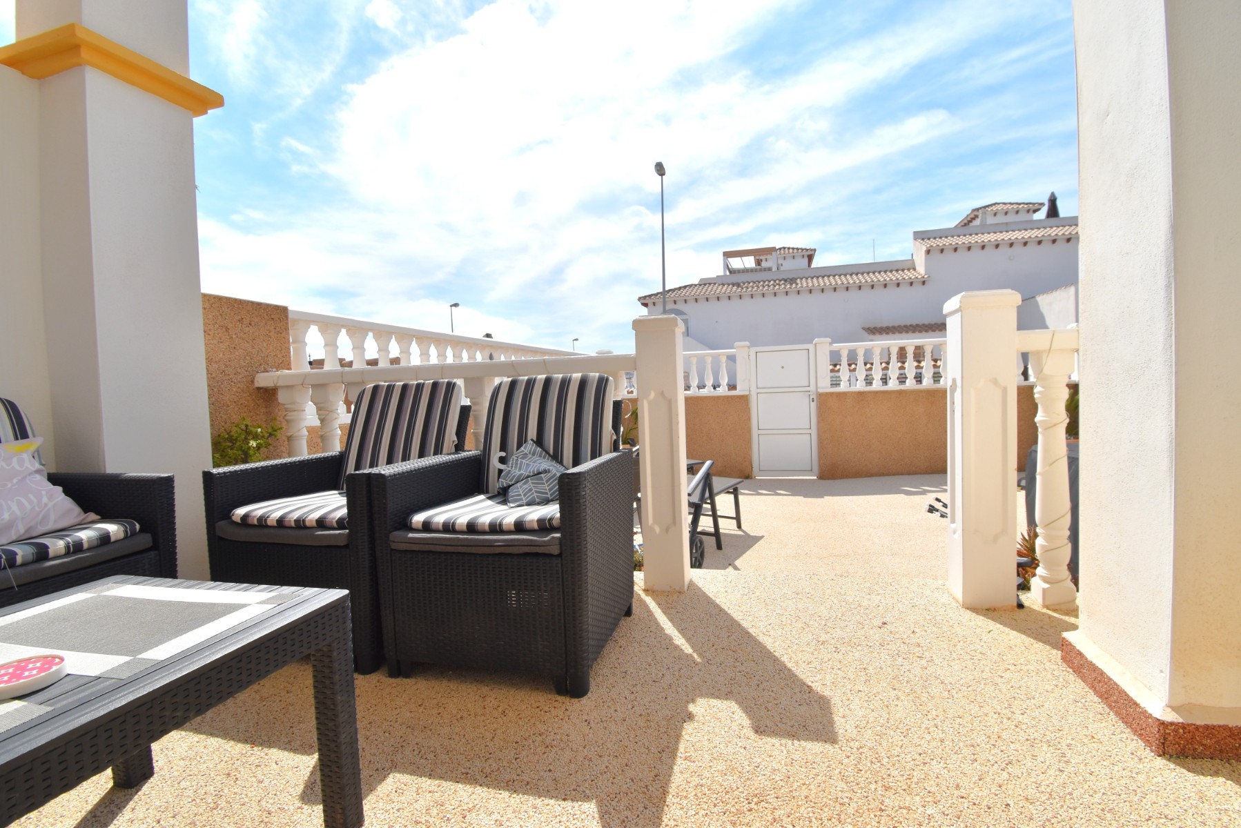 Piso de 2 Dormitorios en venta en Orihuela Costa