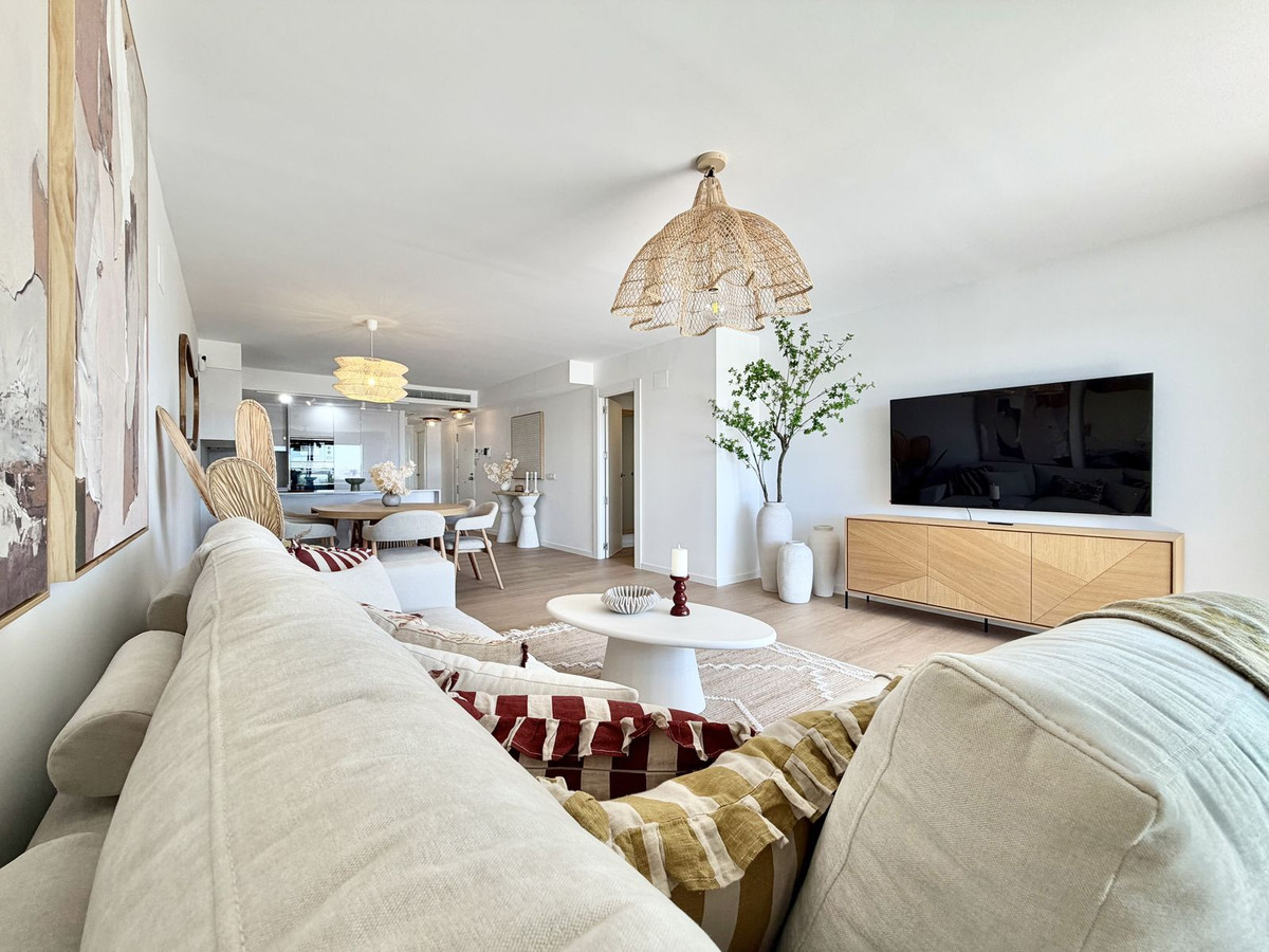 Piso de 3 Dormitorios y 2 Baños en alquiler vacacional en Estepona
