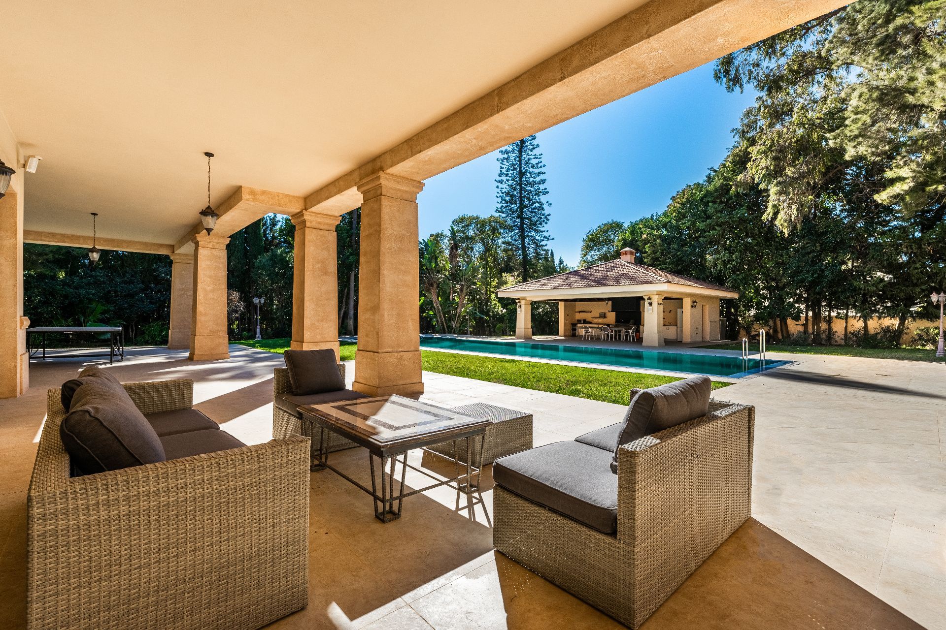 Casa de 6 Dormitorios en venta en San Pedro de Alcántara