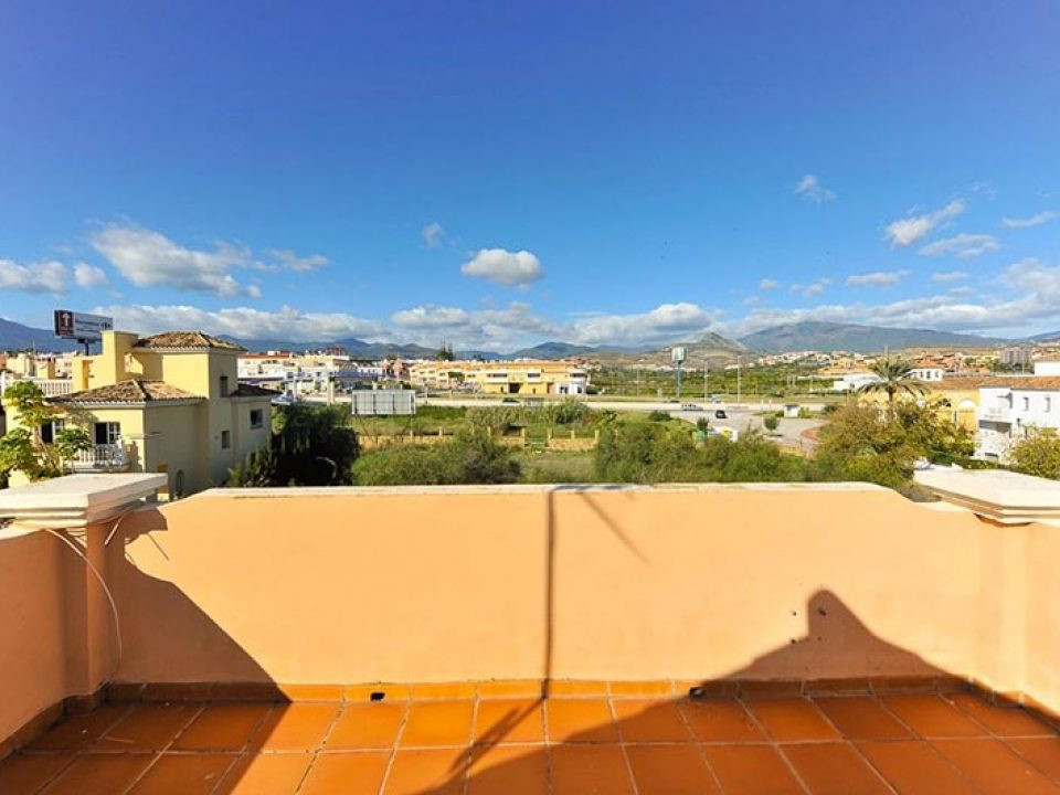 Casa de 4 Dormitorios en venta en Cancelada, Estepona