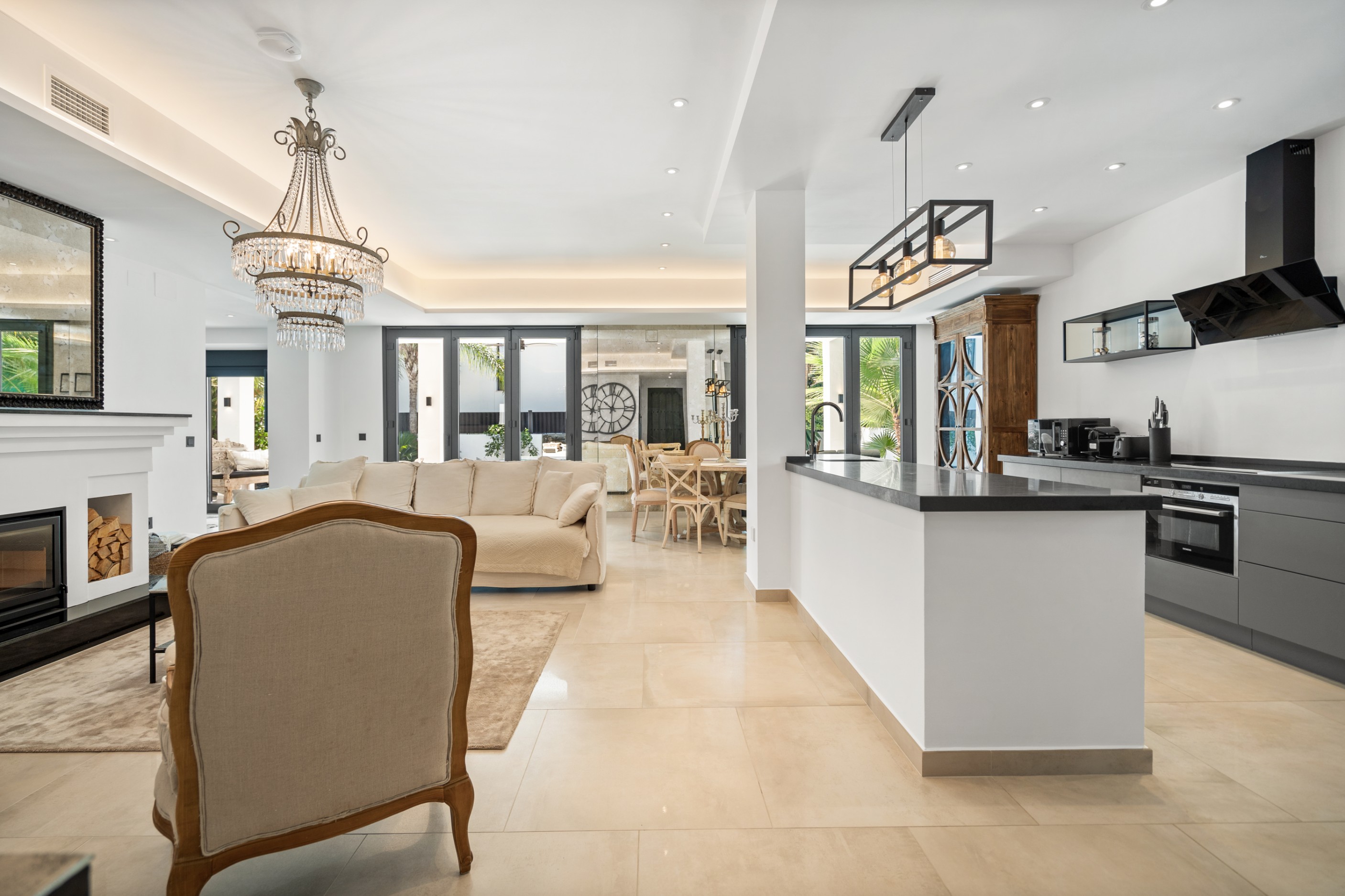 4 Slaapk. - Villa te koop in Marbesa, Marbella