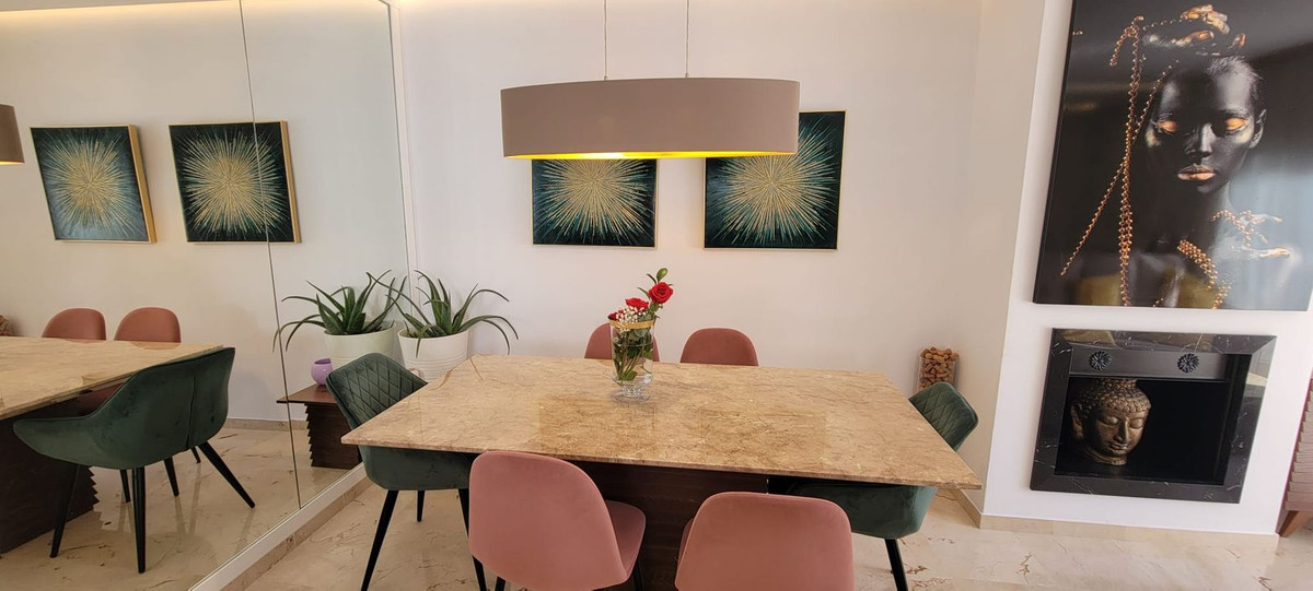 2 Bed - Apartment for Sale in Puerto Banús