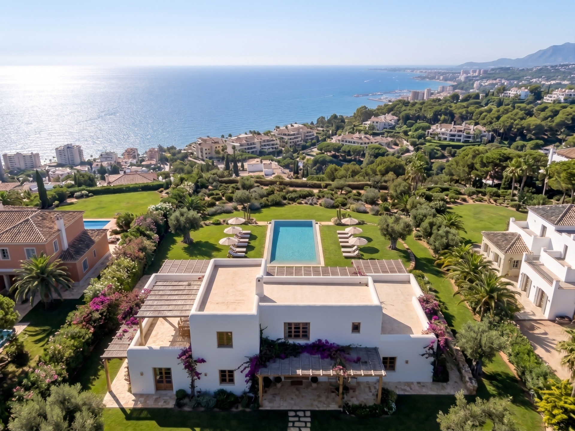 Terreno en venta en El Rosario, Marbella