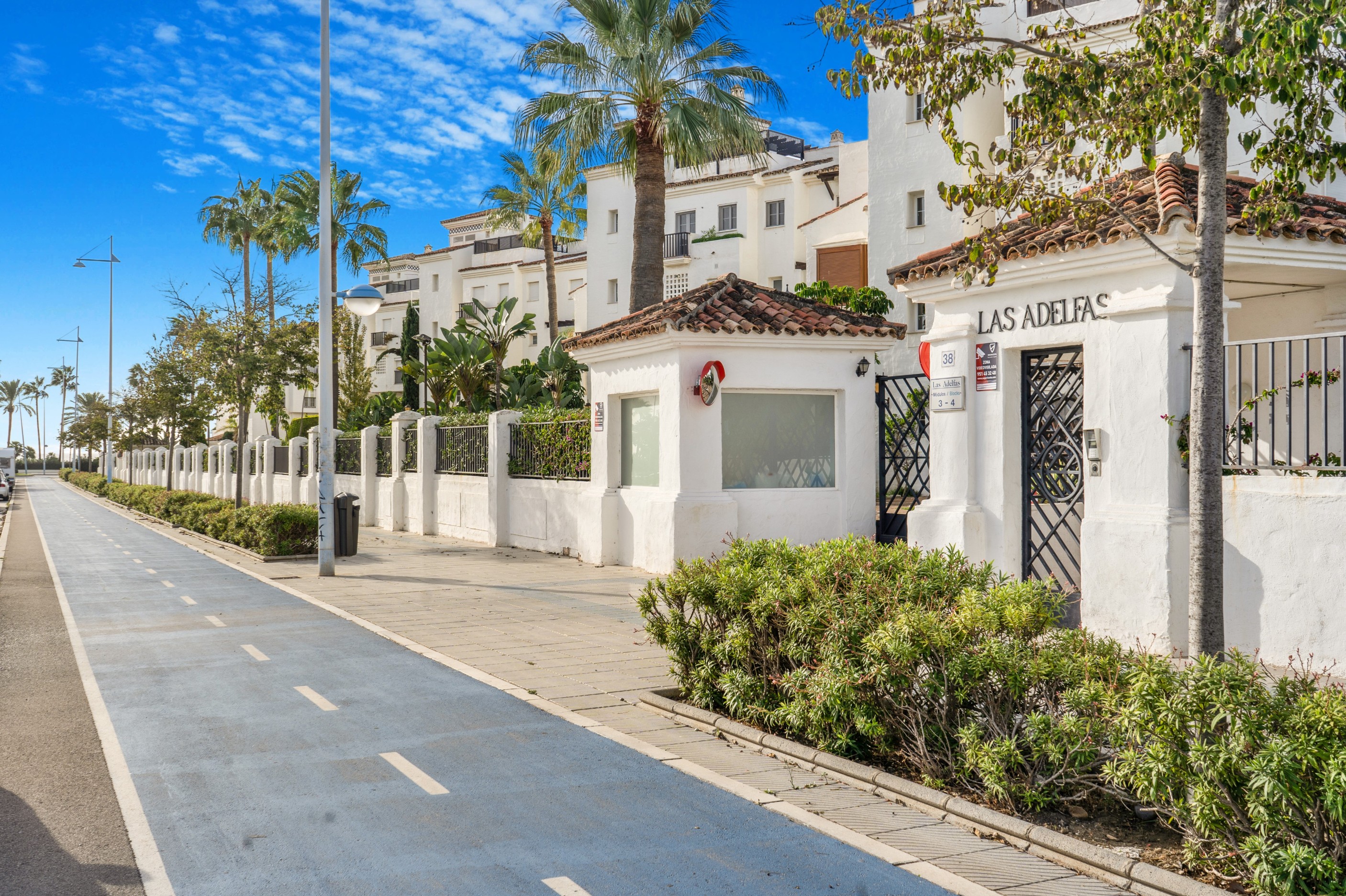 Piso de 2 Dormitorios y 2 Baños en alquiler vacacional en San Pedro Playa, Marbella