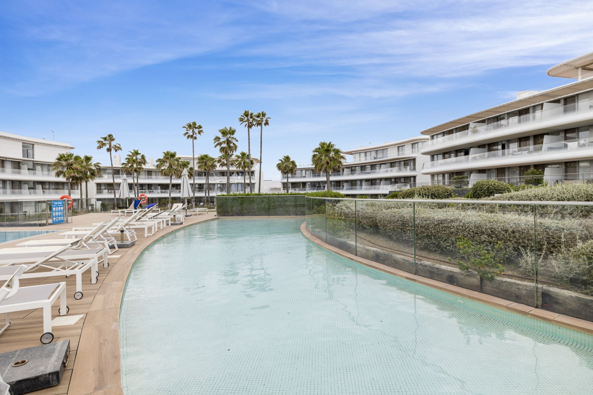 Piso de 2 Dormitorios y 2 Baños en venta en Estepona
