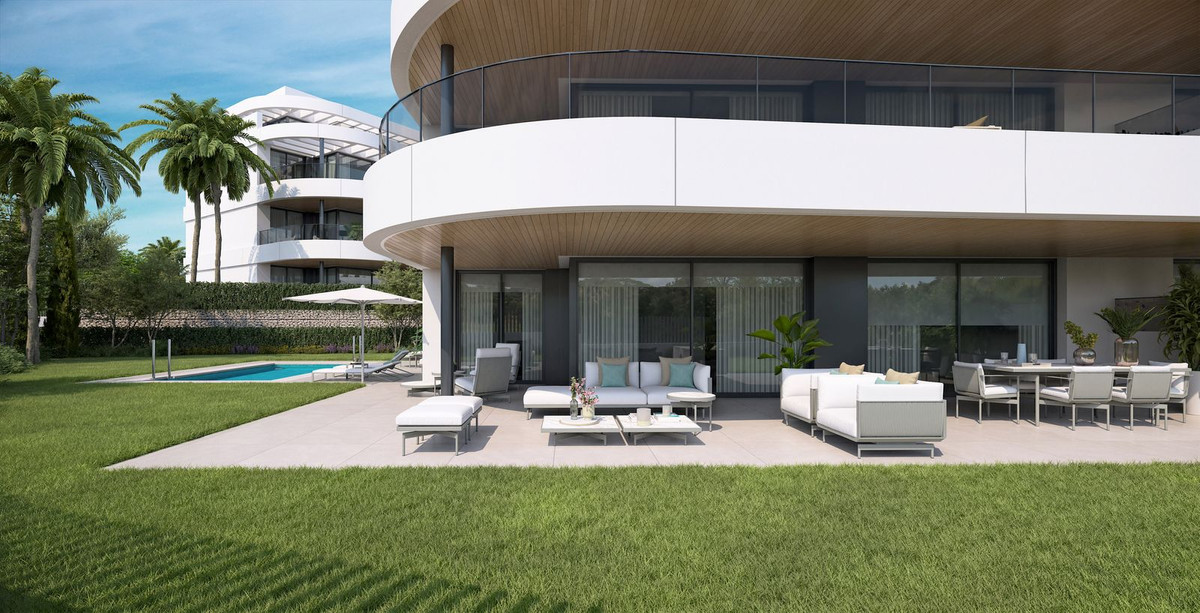 Piso de 3 Dormitorios en venta en Estepona