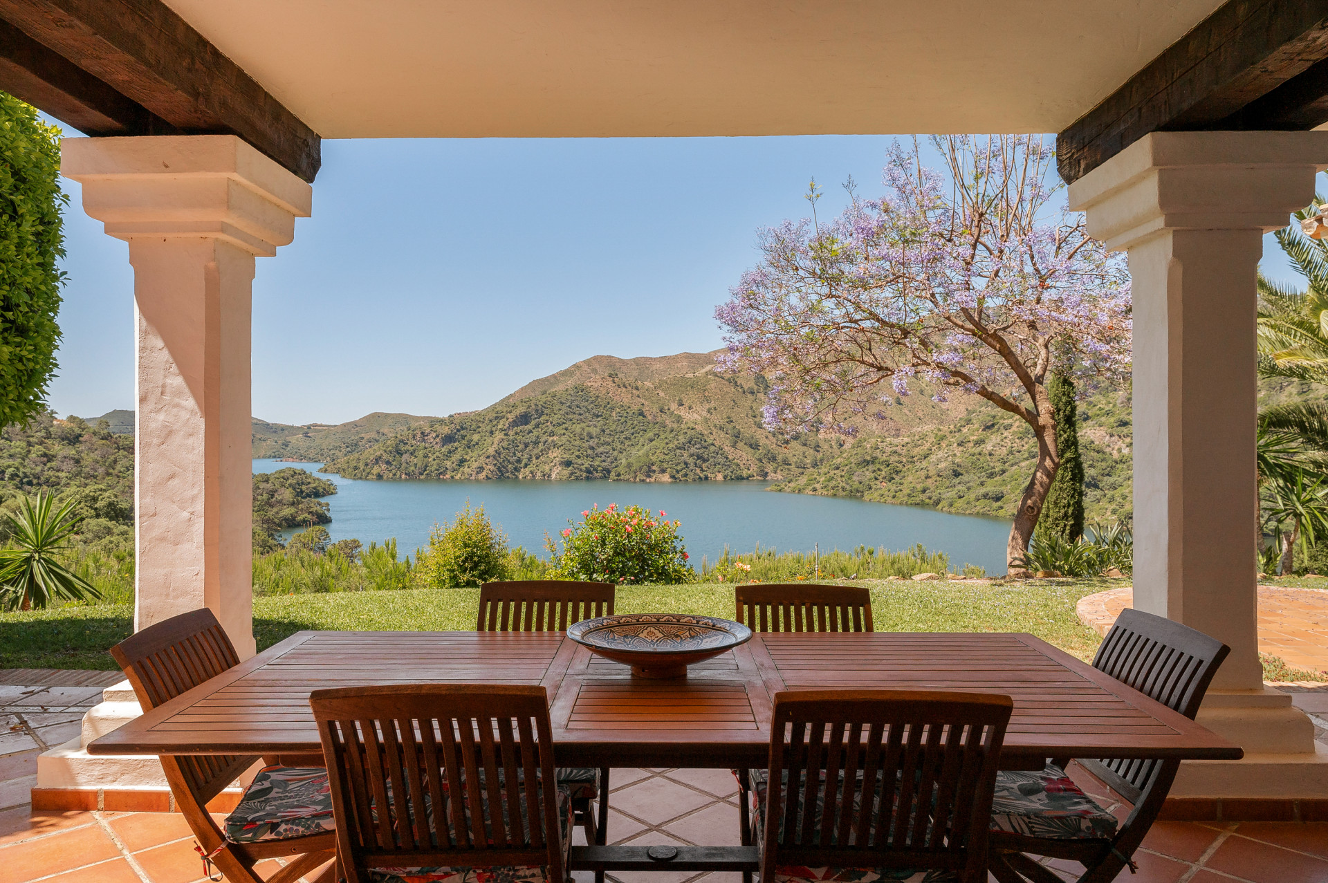 Casa de 6 Dormitorios y 6 Baños en venta en Istán