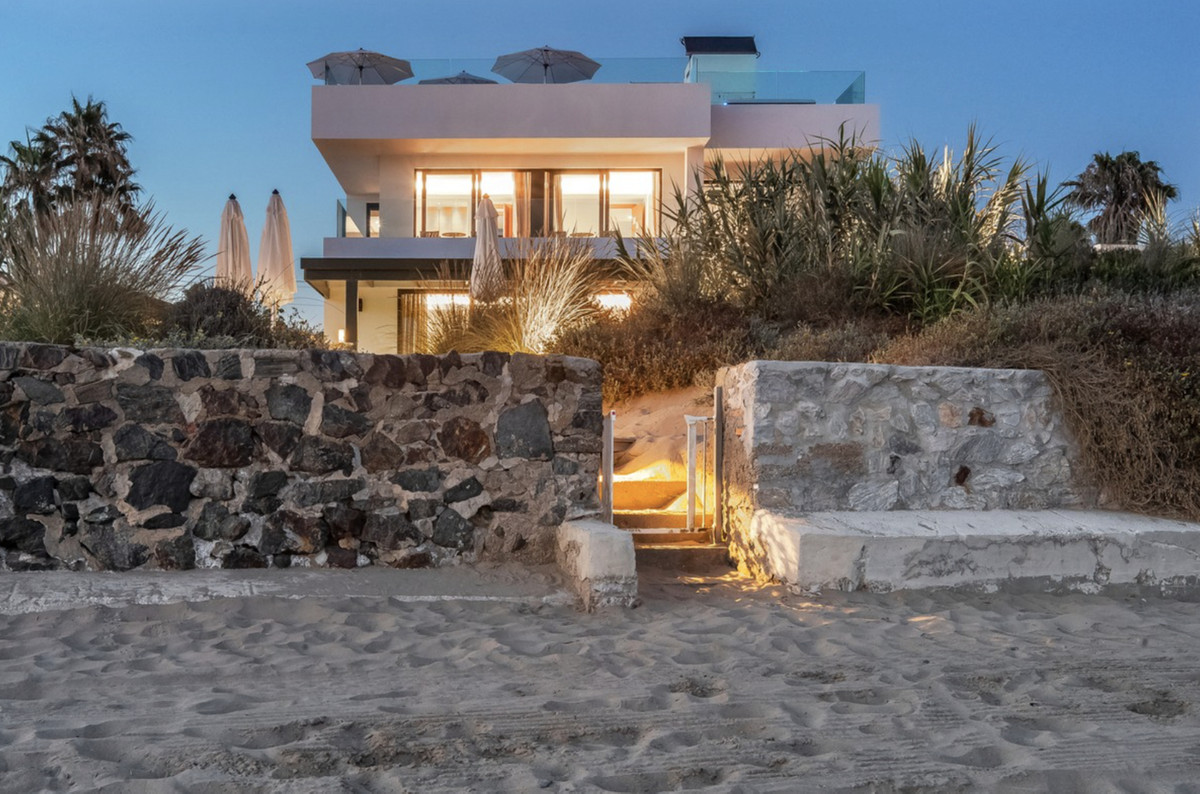 6 кровать 5 ванна Вилла для продажи в Costabella, Marbella
